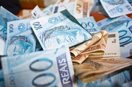 Feriados e horário de abertura dos bancos