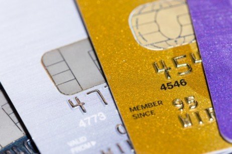 Escolhendo entre cartões Gold e Platinum