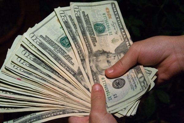 Aplicação para empréstimos e financiamentos